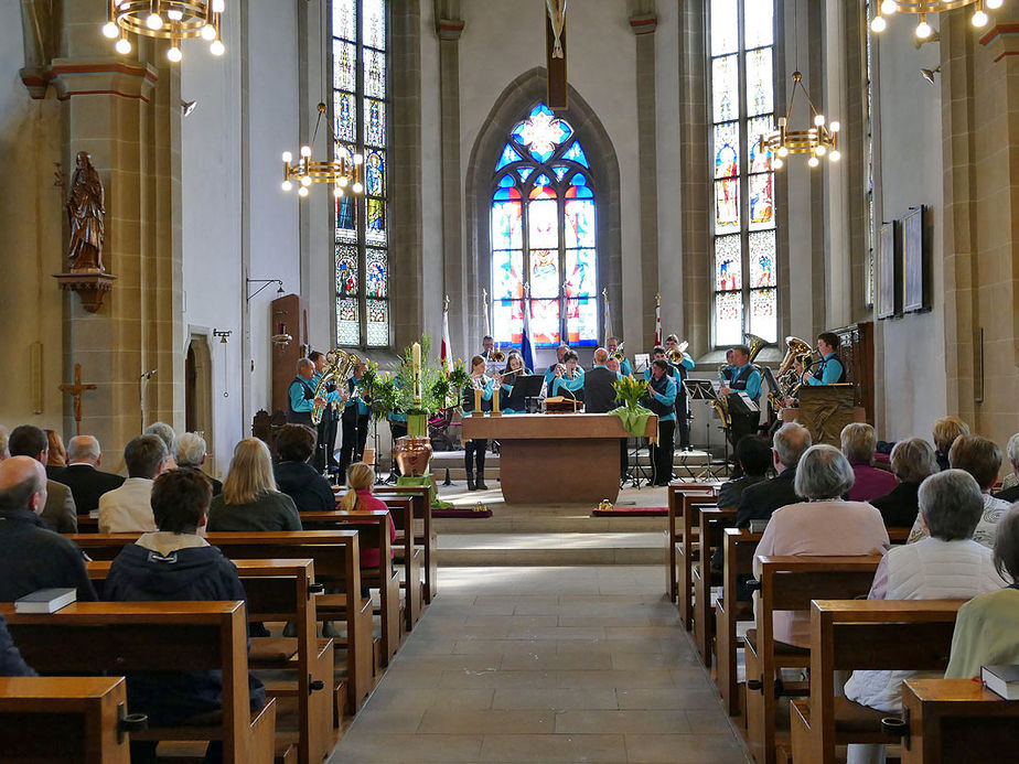 Festgottesdienst für die Kommunionjubilare an Ostermontag (Foto: Karl-Franz Thiede)